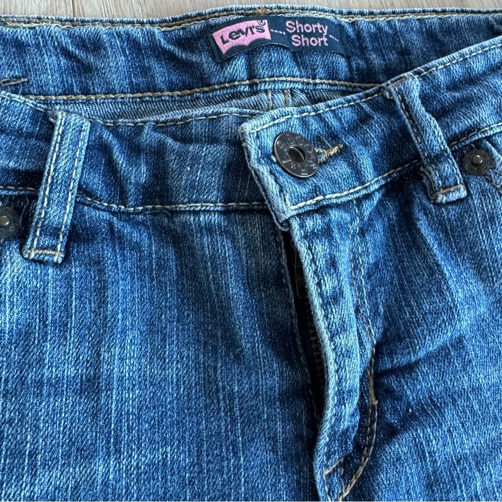 Levi's Shorty Shorts Girls - Picture 3 of 6